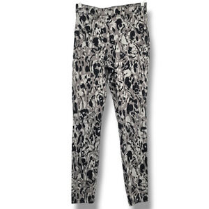 Hue Women's Stretch Leopard Cheetah Print Pull On‎ Jeans Jeggings Size Small